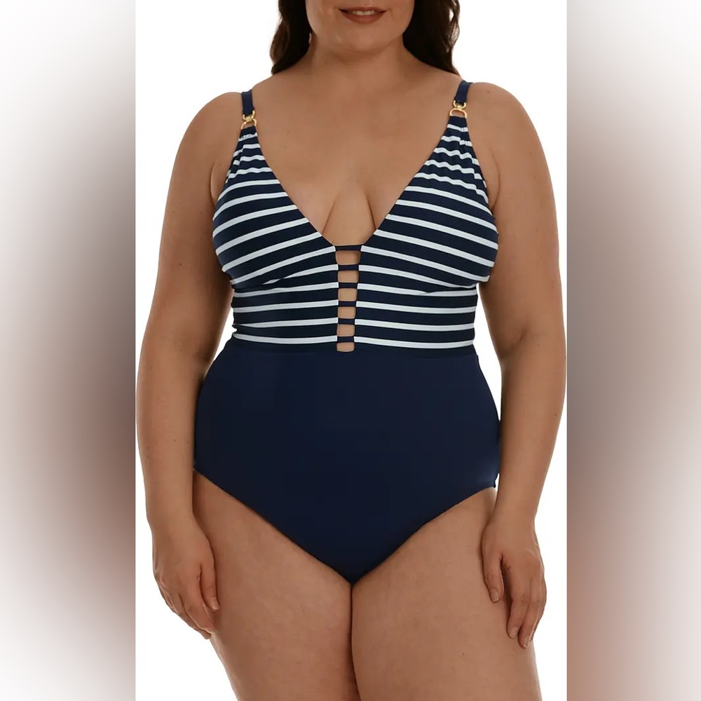 5 for $35 Sale: La Blanca Plunge Neck One-Piece Swimsuit, size 20W, Nordstrom